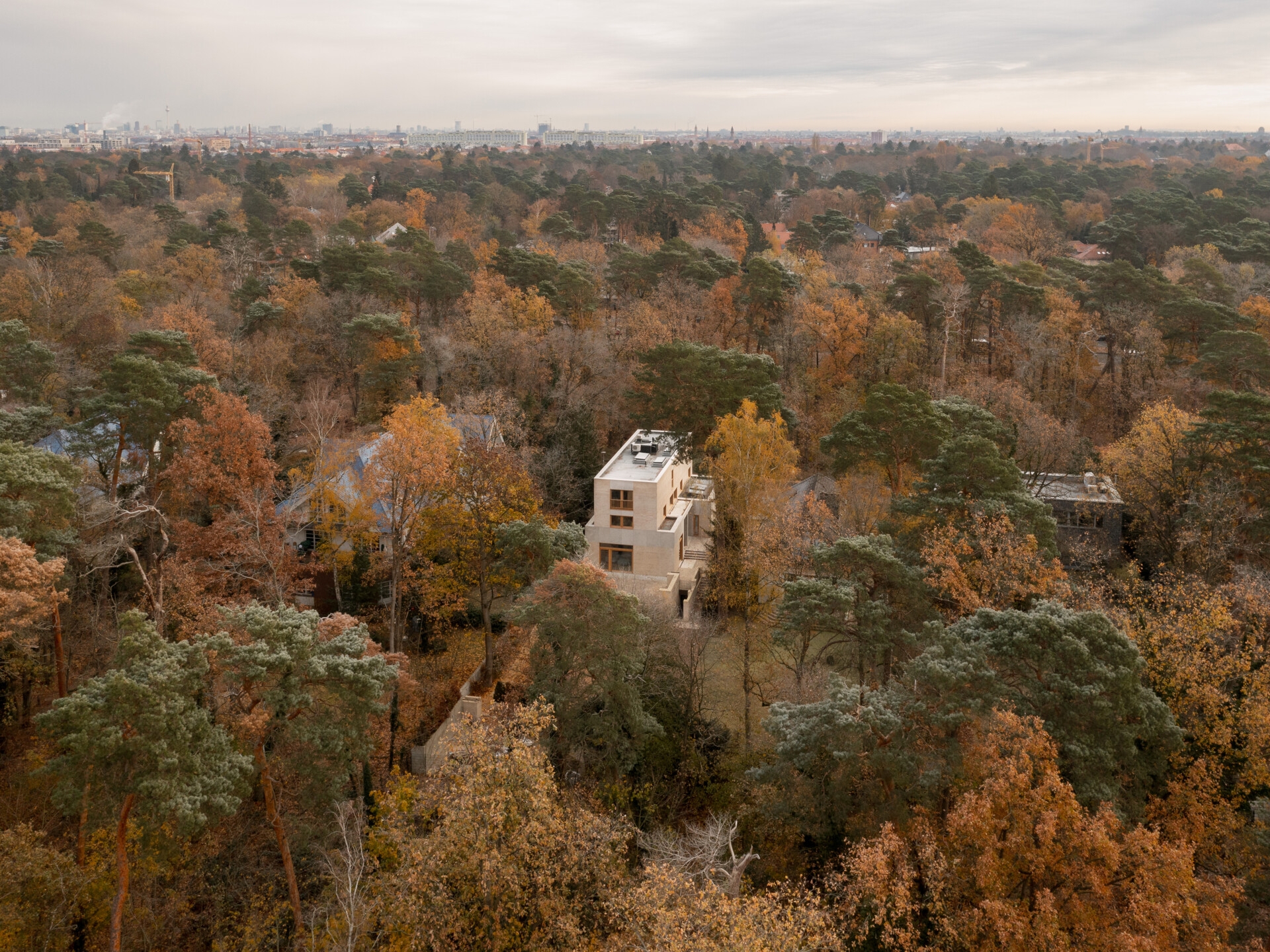 Read about project Stadtvilla Berlin Grunewald