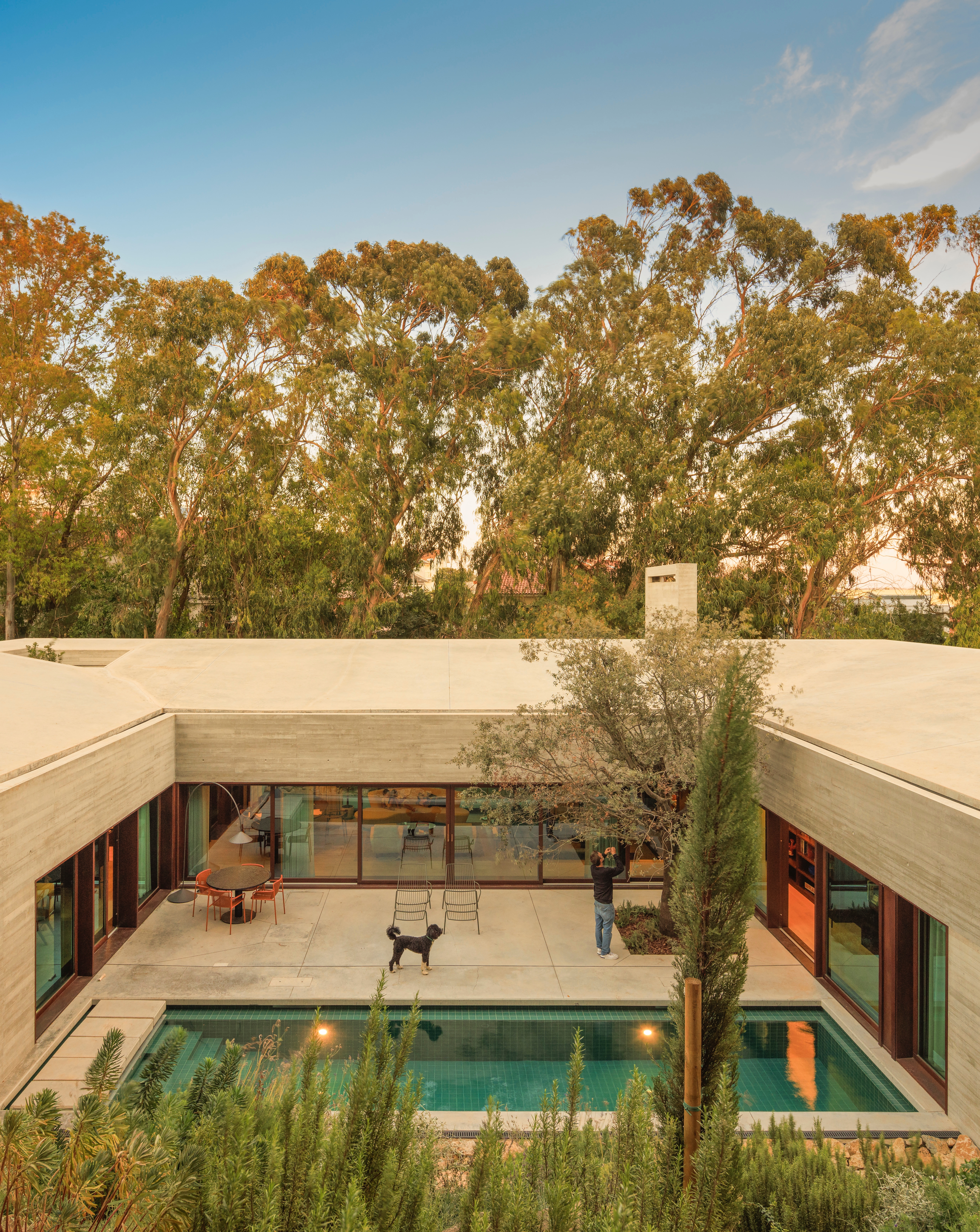 Leggi sul progetto The Oeiras House