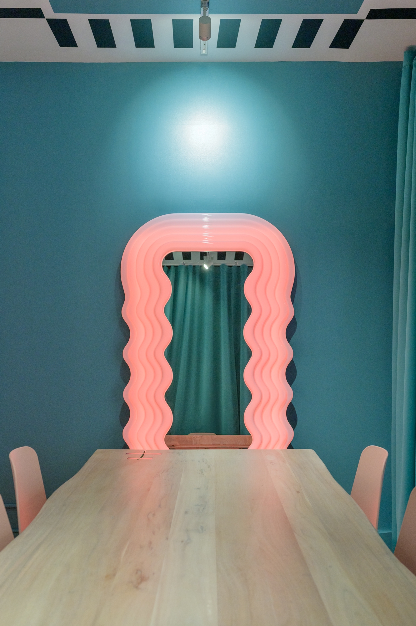 Read about project Soho Office