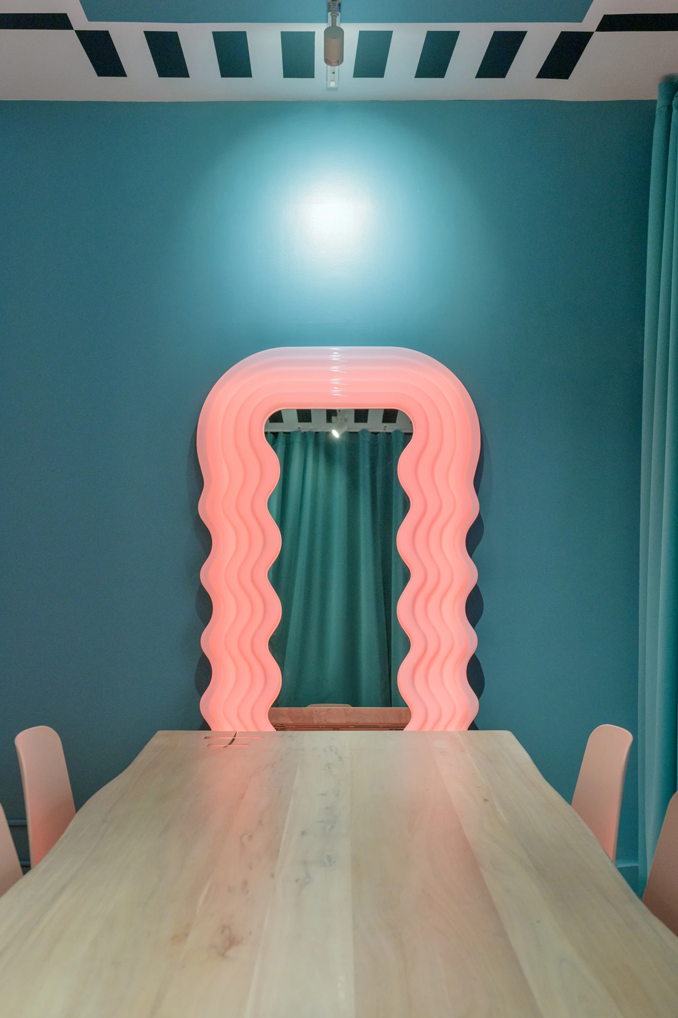 Main image for project Soho Office