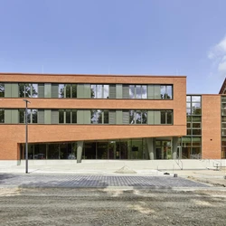 Leer sobre el proyecto Regional School Neukloster