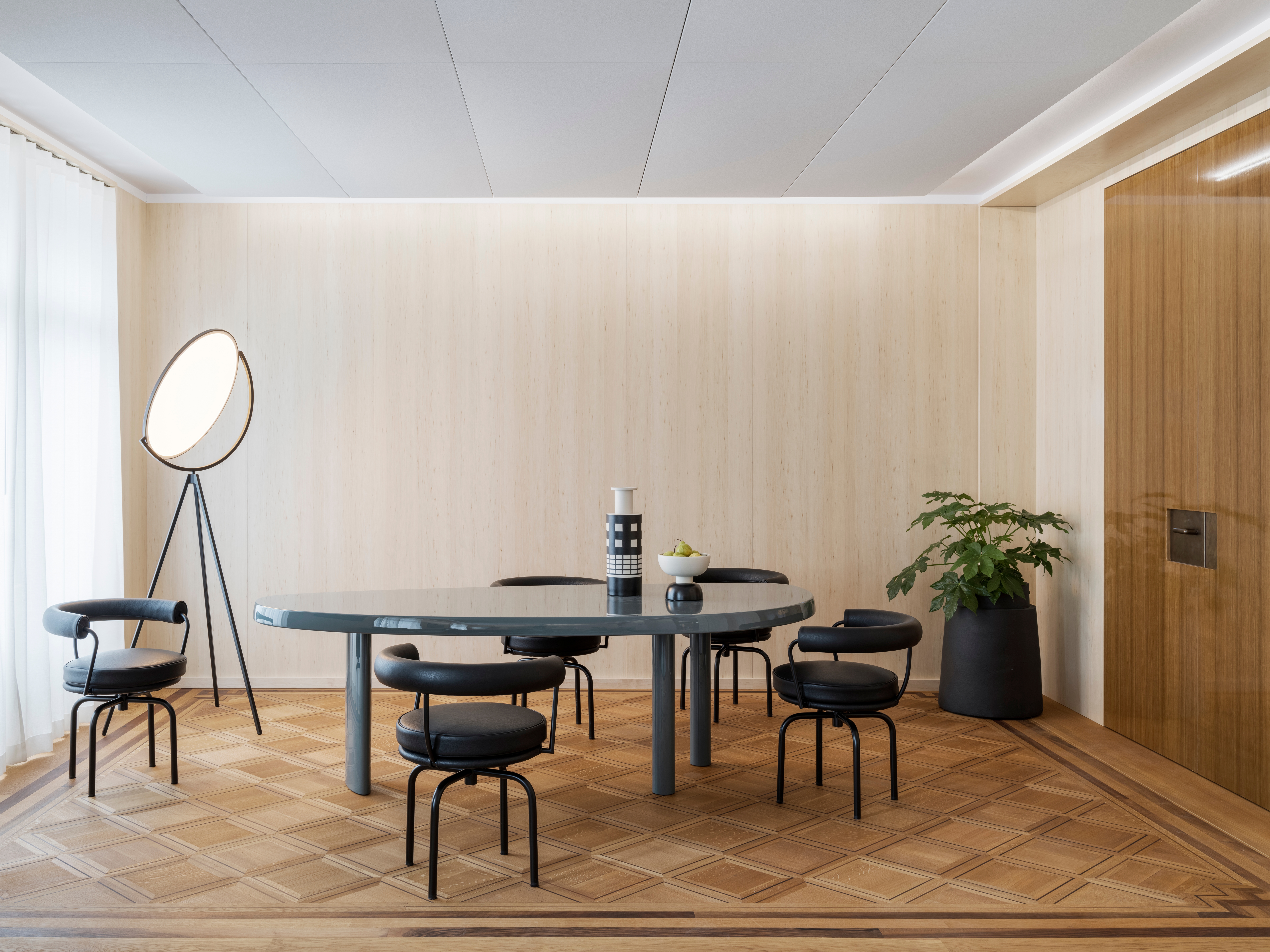 Leggi sul progetto Design classics with strong character