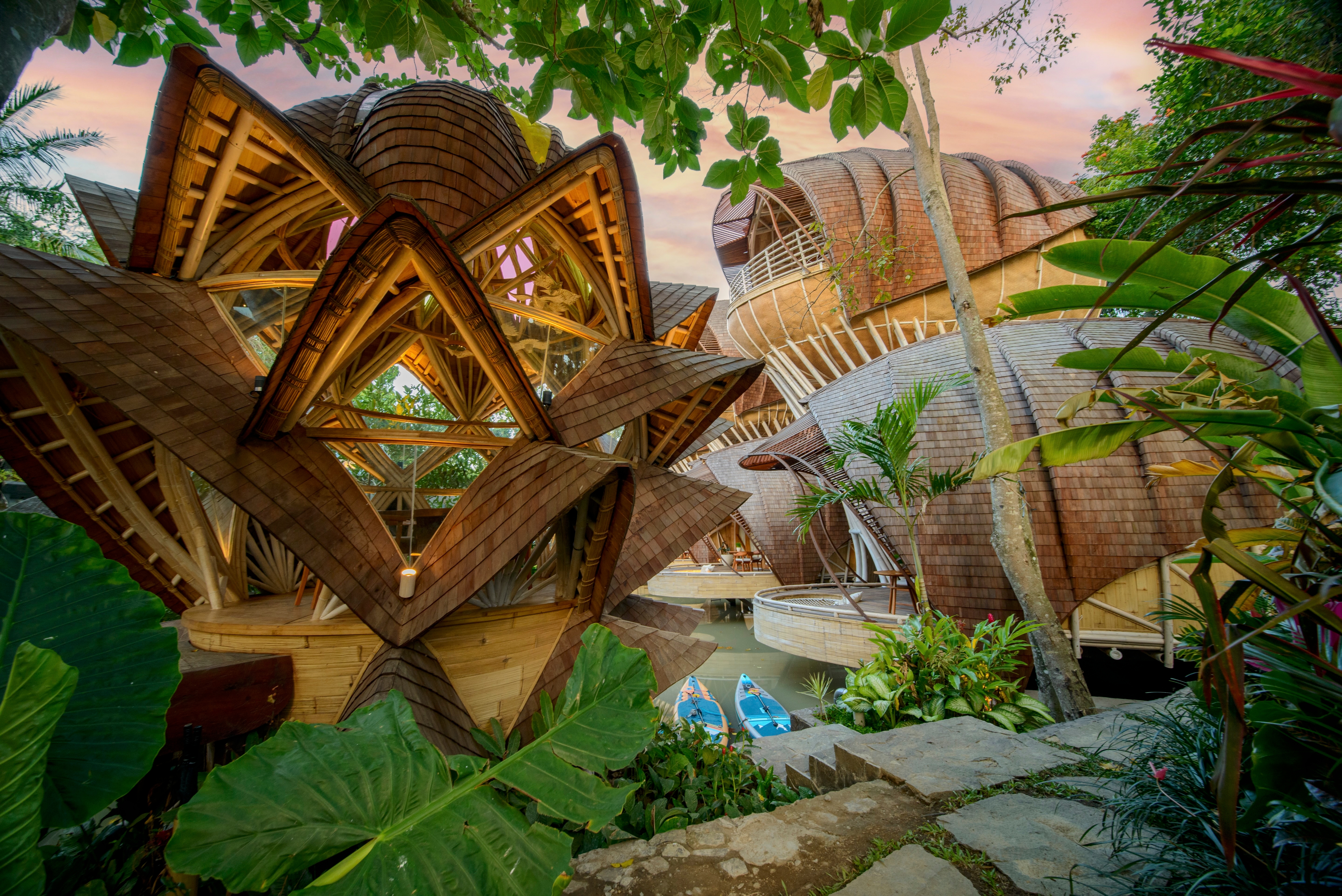 Lire à propos du projet Ulaman Eco-Luxury Resort
