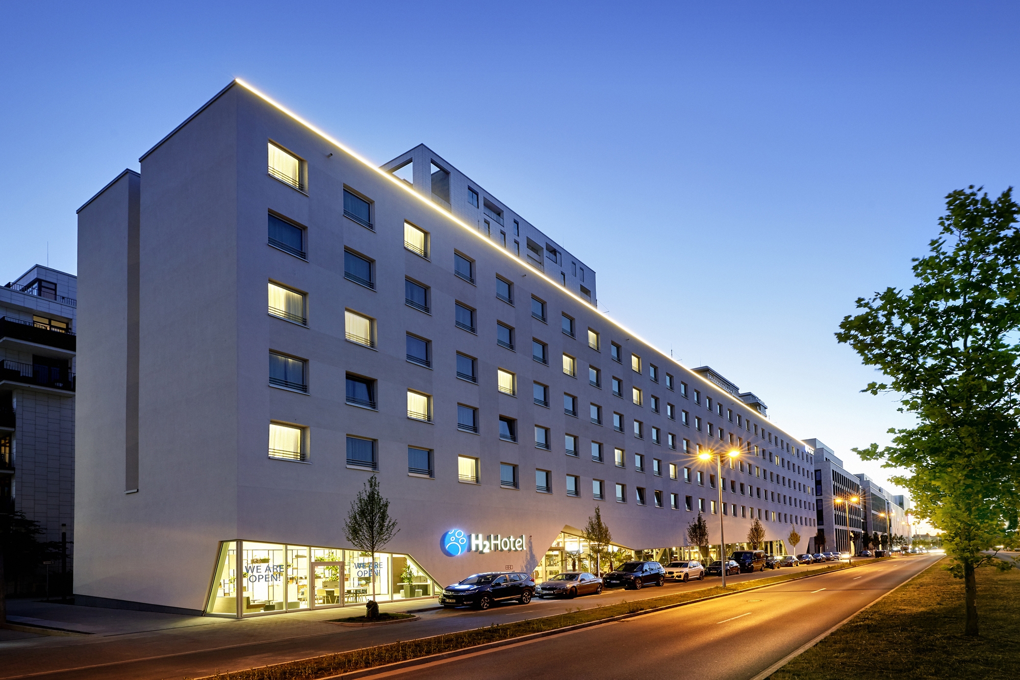 Read about project H2 Hotel in Düsseldorf