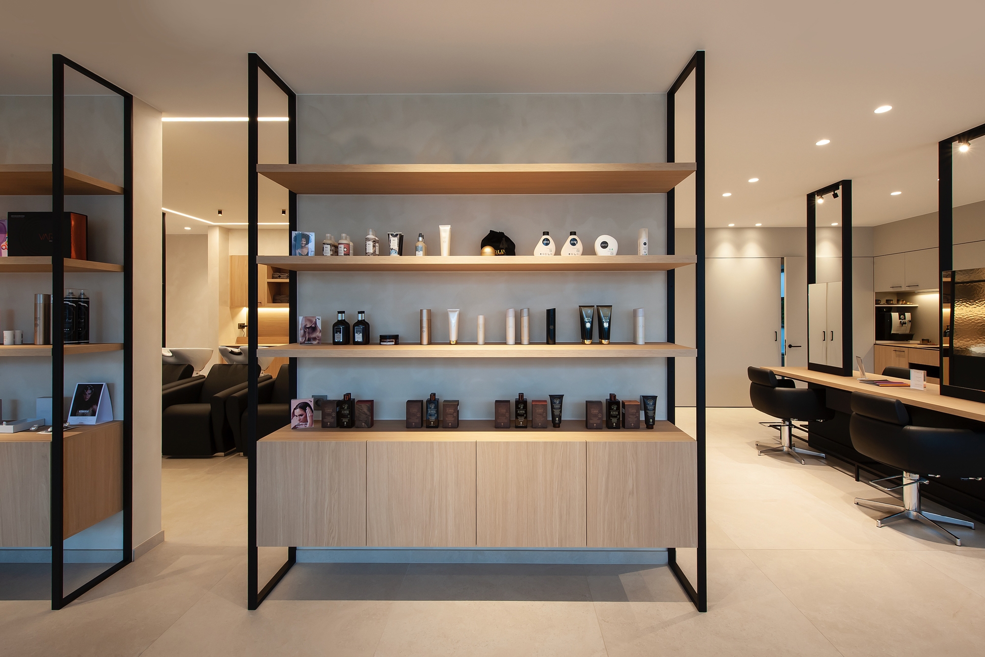Read about project Huis van de Kappers Barber shop