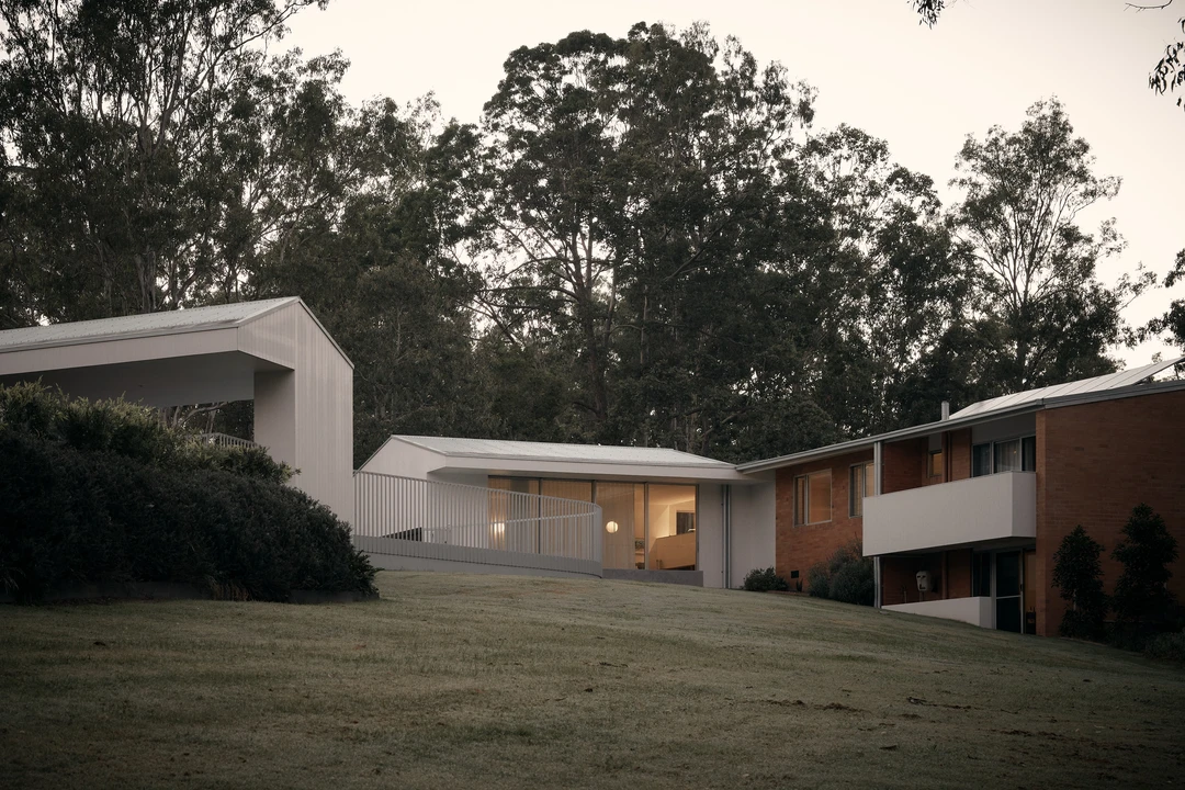 Leer sobre el proyecto Pinjarra Hills House