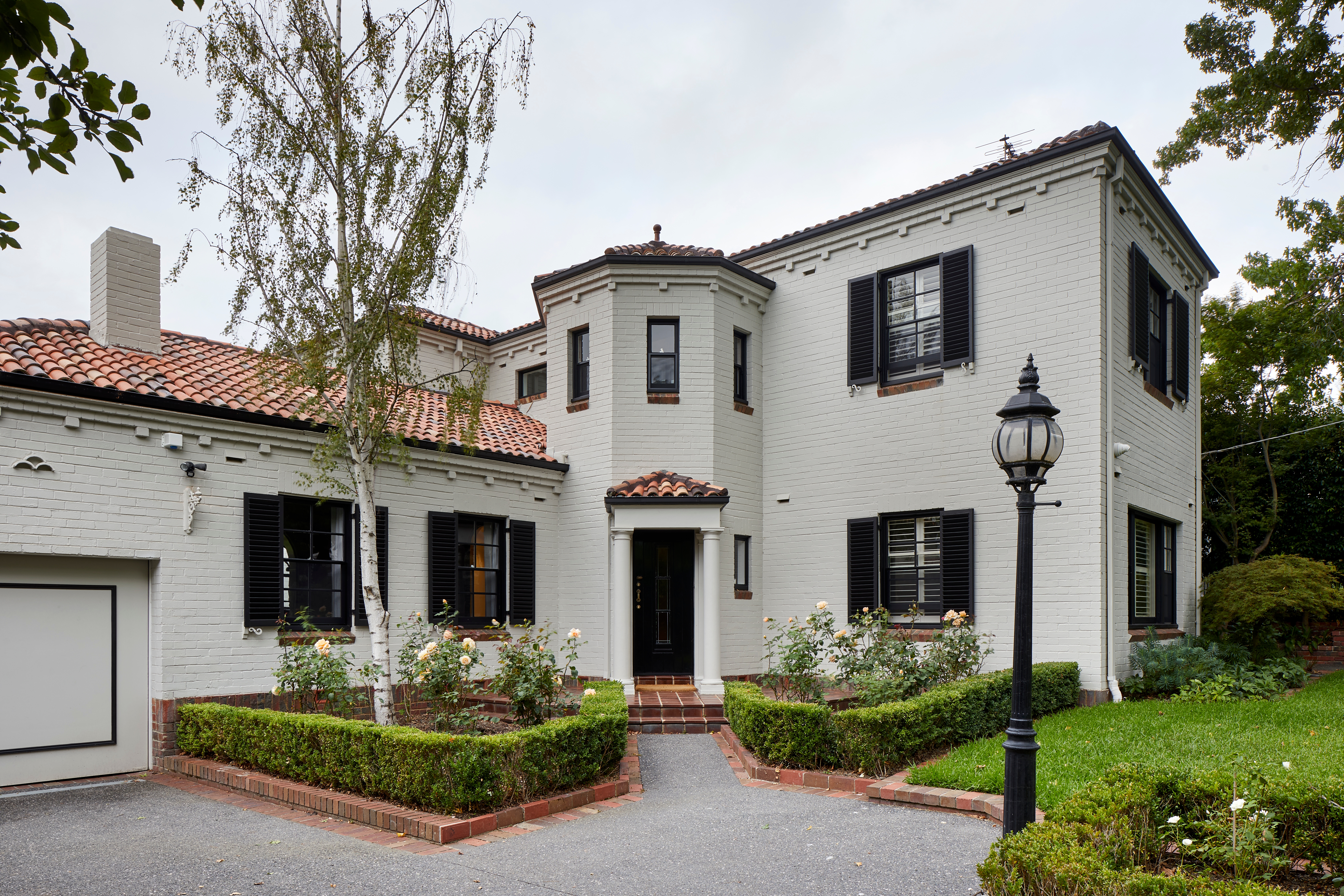 Read about project Arch Deco