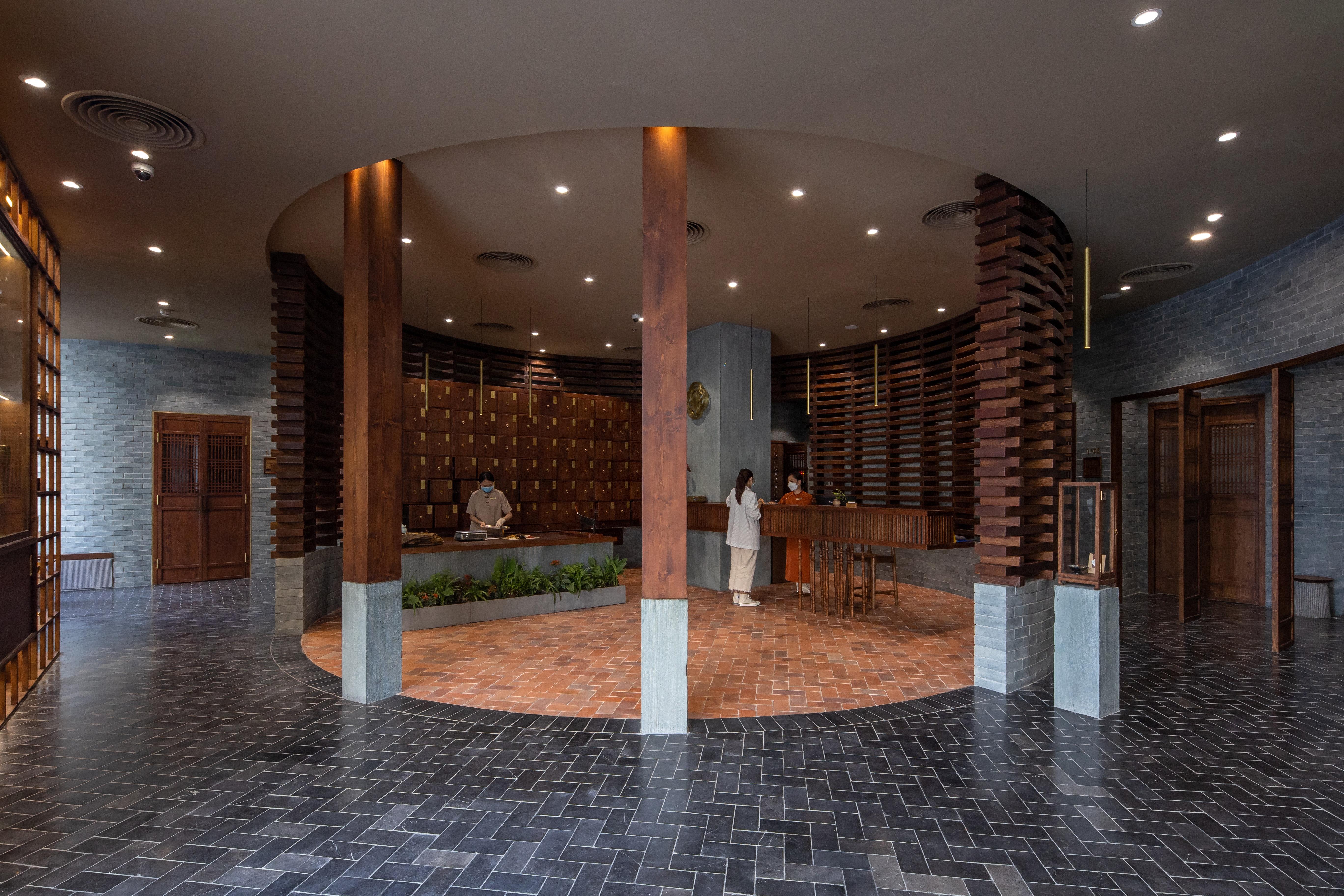 Read about project Phong Kham Yhct Traditional Clinic