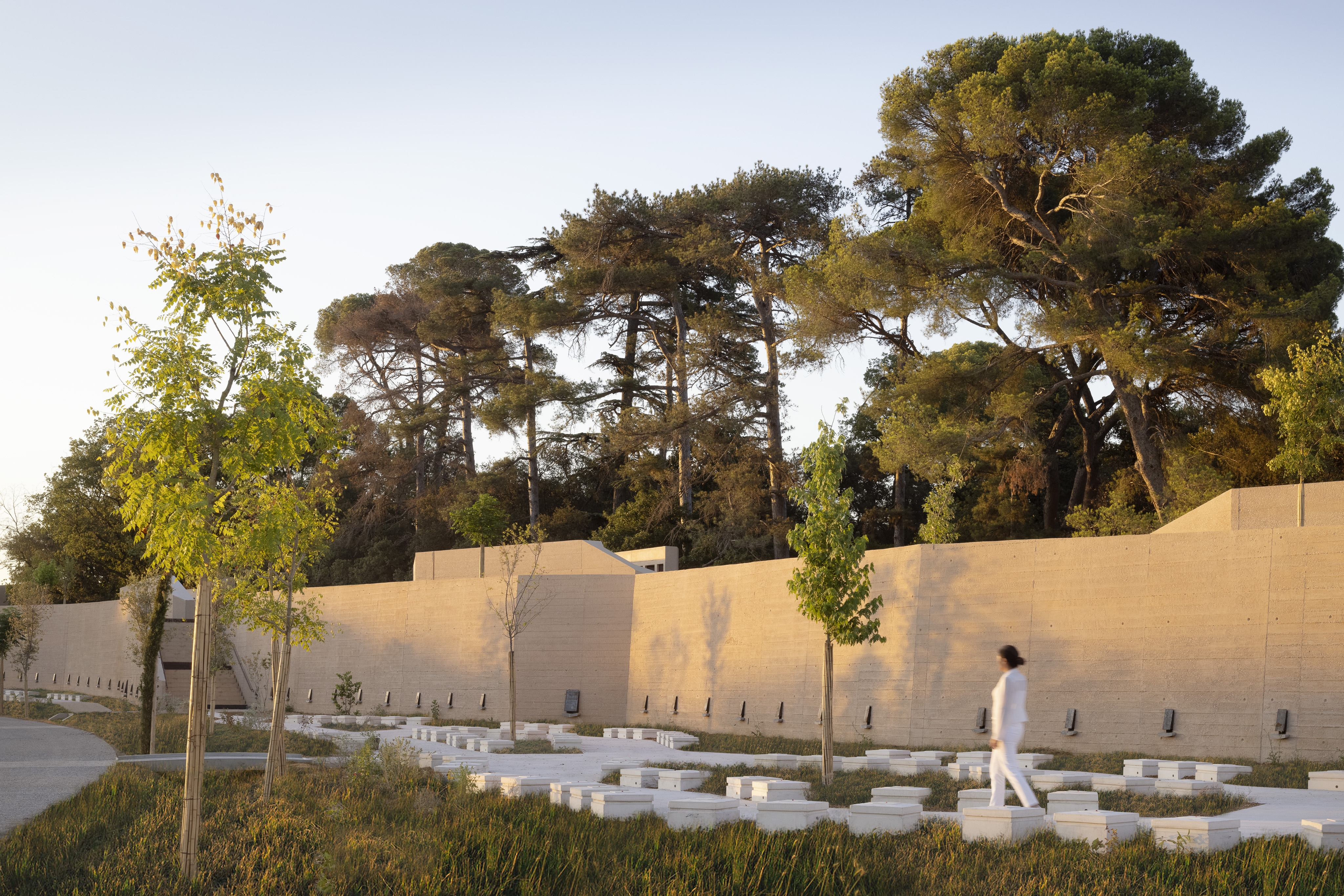 Lire à propos du projet Montpellier Metropolitan Cemetery