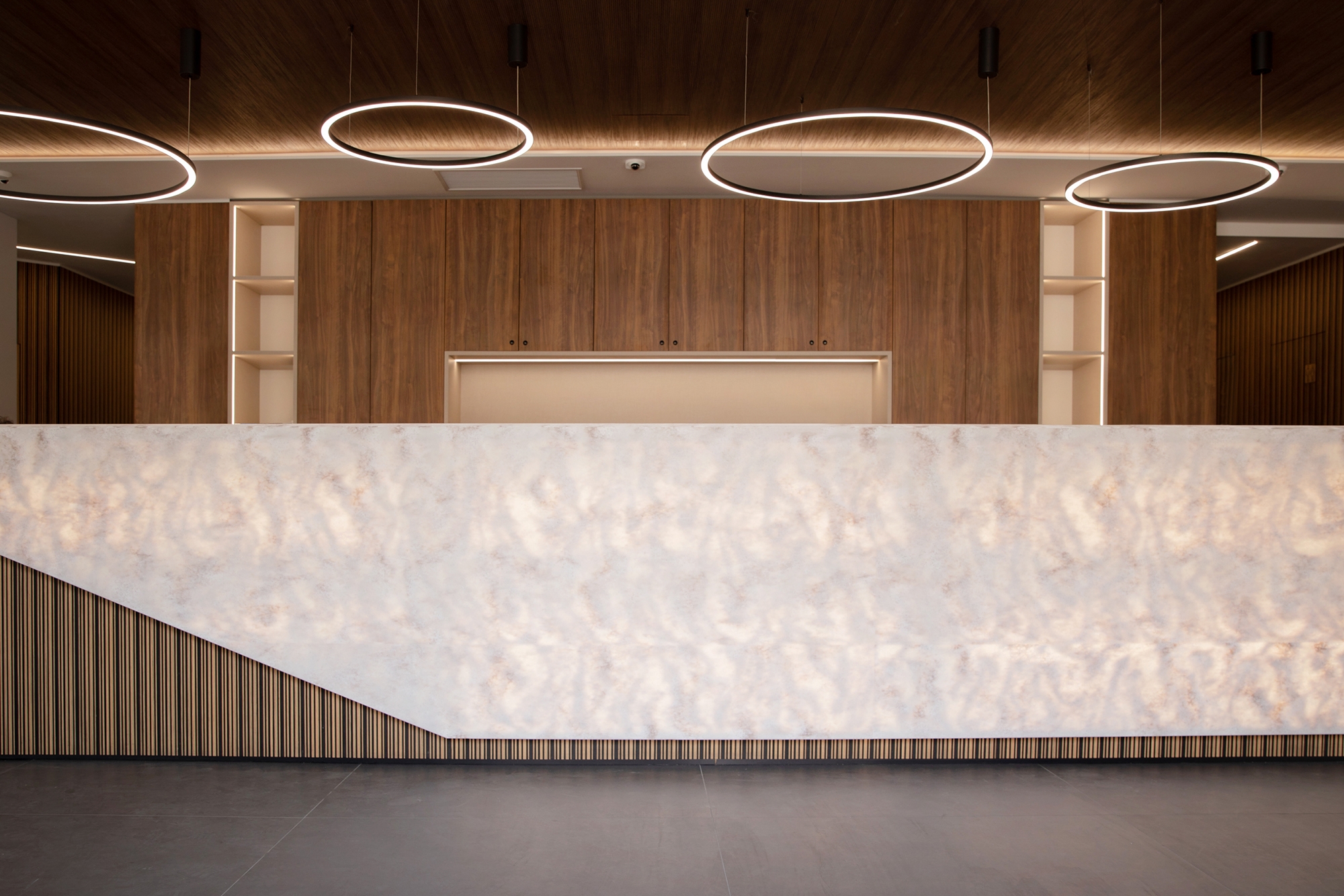 Leer sobre el proyecto Office Reception Counter