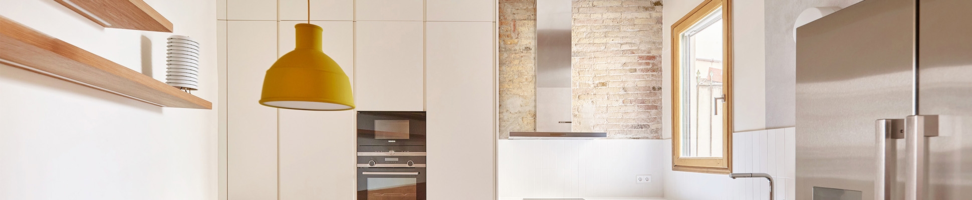 Leggi sul progetto Warm minimalism in a 1900 building