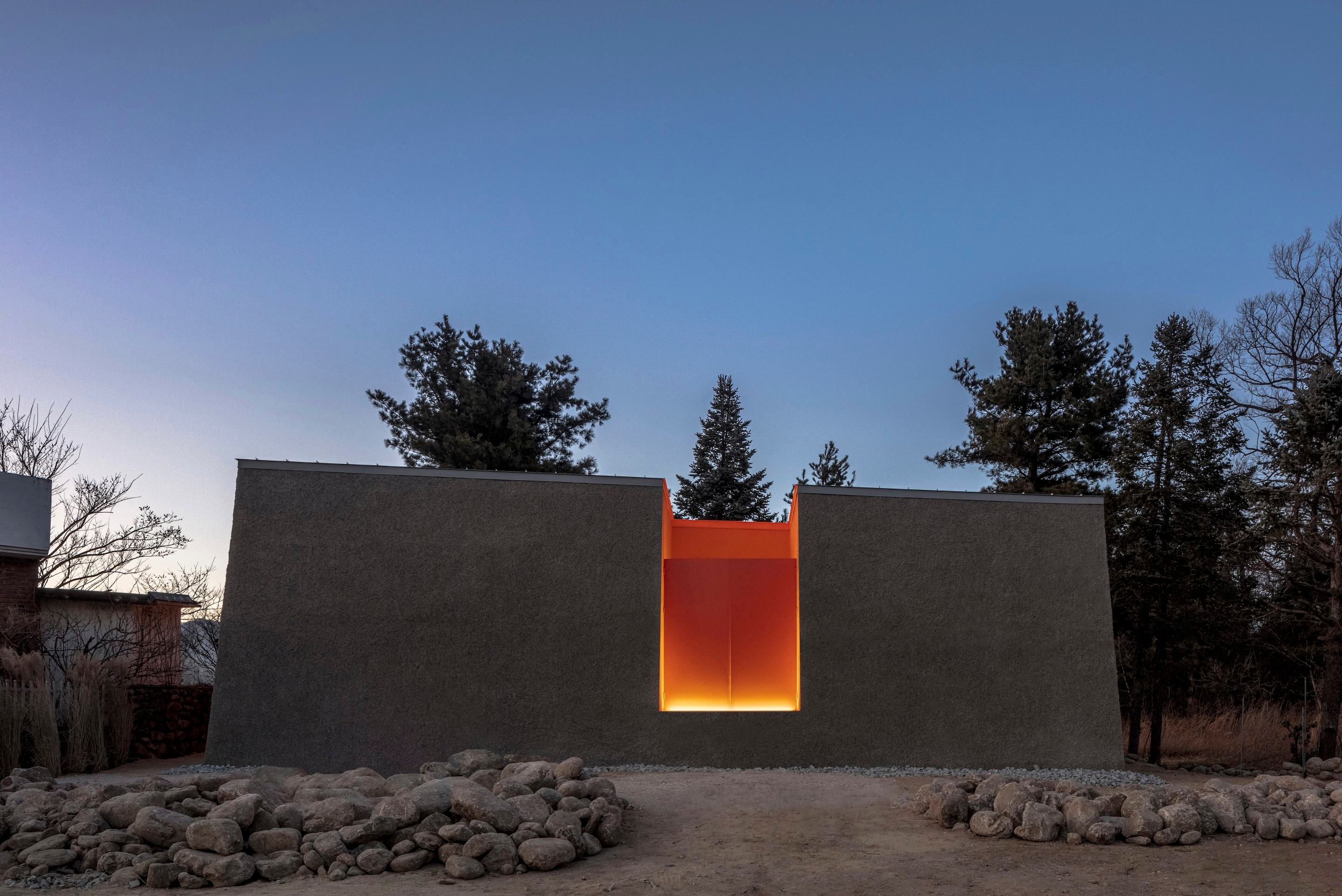 Read about project Doldam House