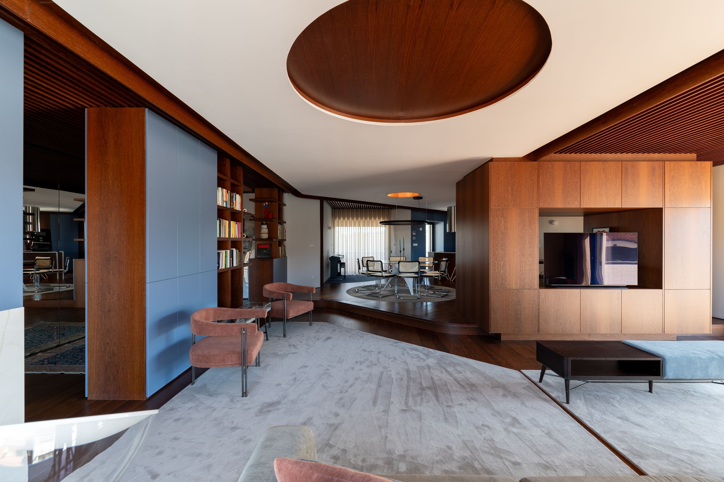 Lees oor projek Jardim Velho Apartment