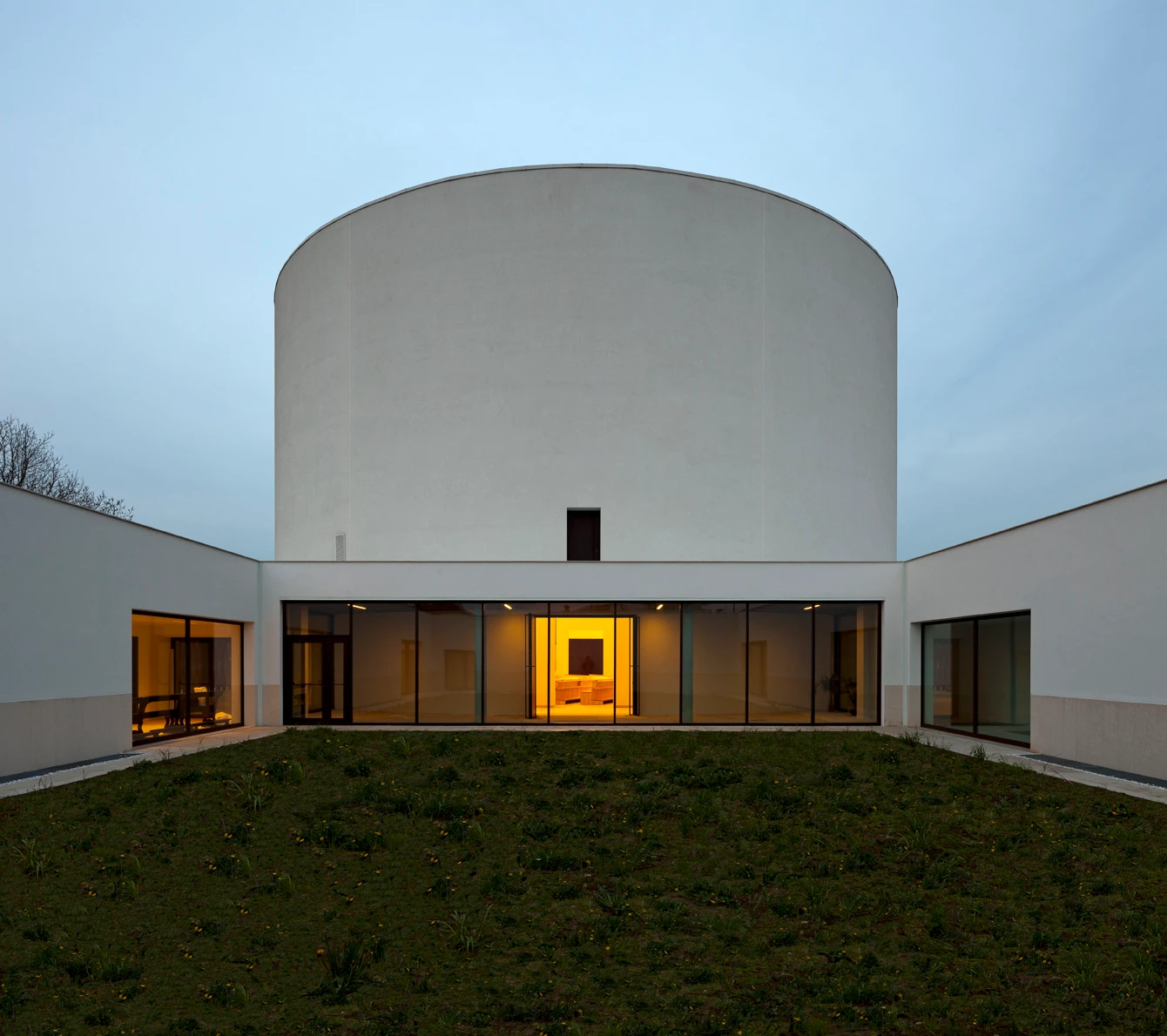 Main image for project Complesso Parrocchiale Madonna delle Grazie, Dresano - Lodi (Italy)