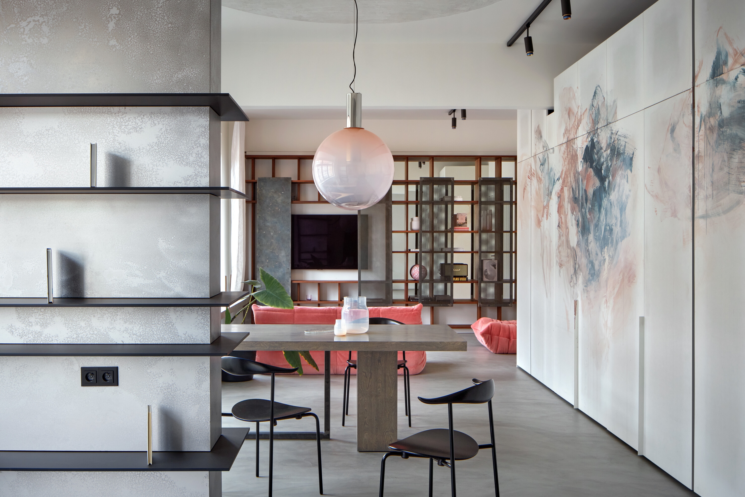 Read about project E19 Apartment