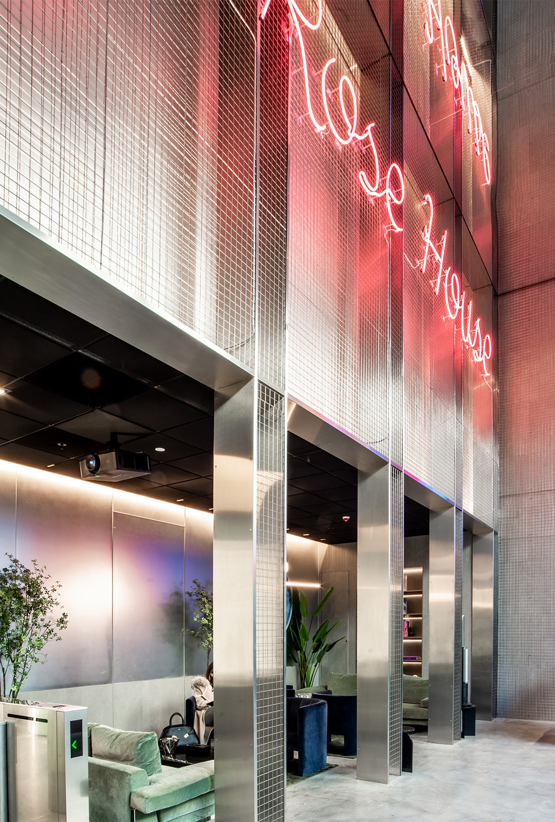 Leggi sul progetto Ilona Rose House