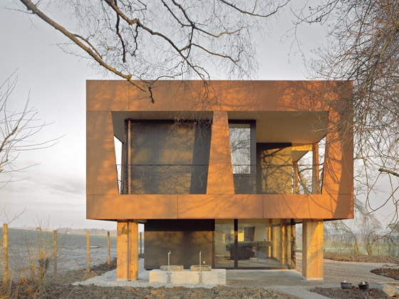 Lees oor projek Sommerhaus auf dem Seerücken