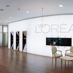 Read about project L'OREAL Academy
