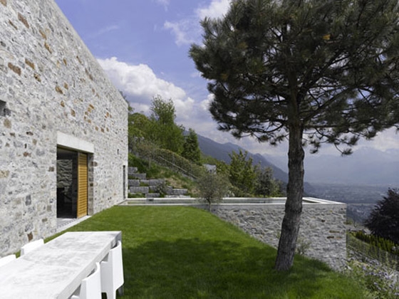 Lire à propos du projet Neubau Haus Kü. in Brione
