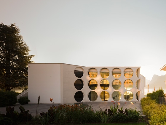 Leer sobre el proyecto O House / Vierwaldstätter See