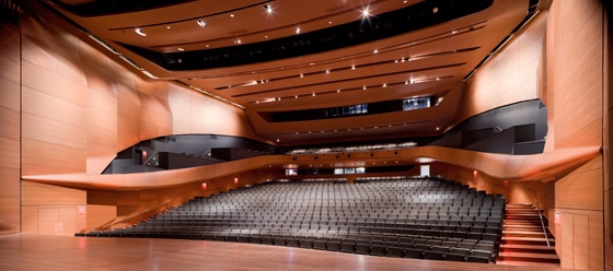 Lees oor projek Alice Tully Hall, Lincoln Center