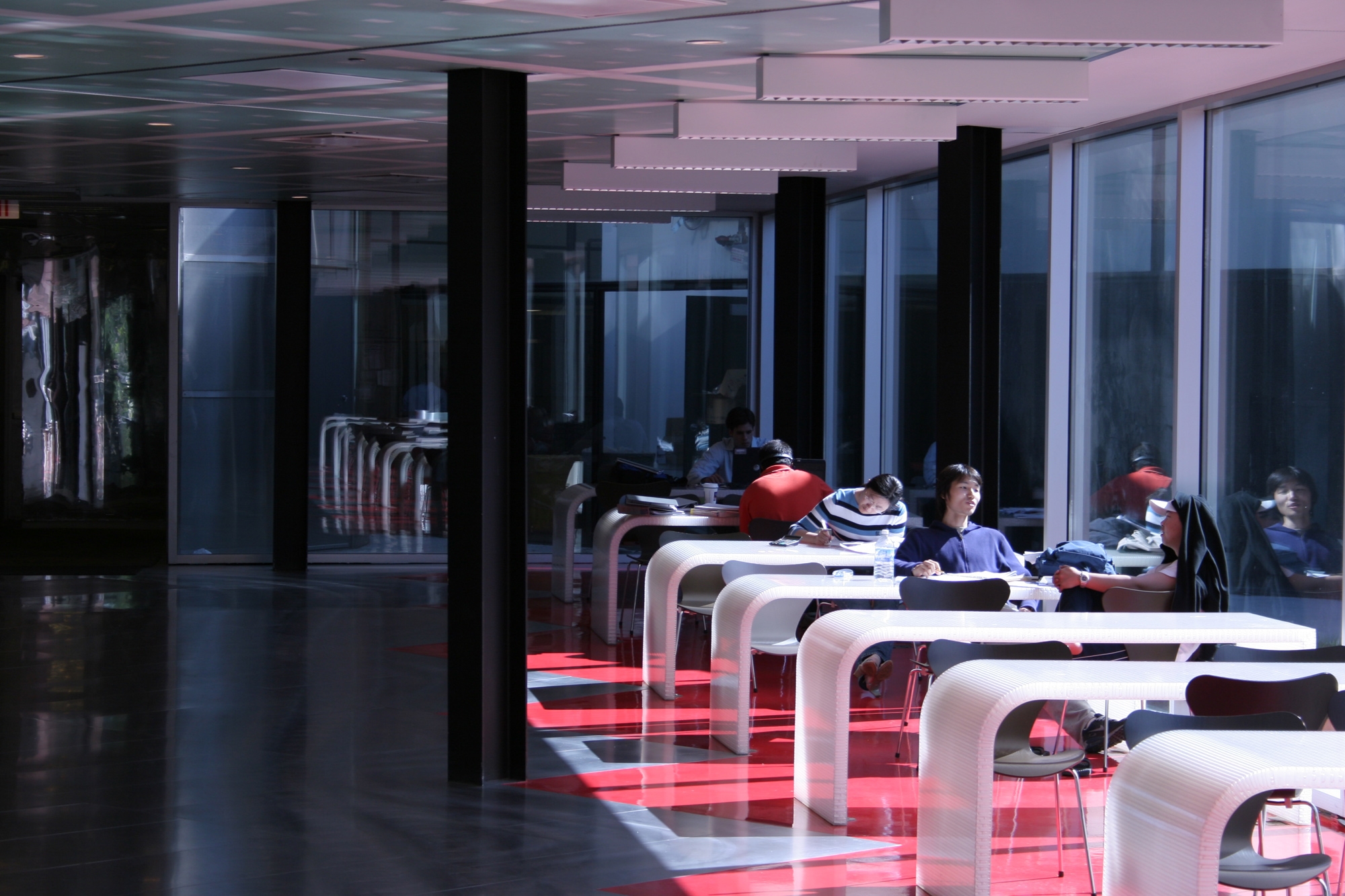 The McCormick Tribune Campus Center – Discover project by OMA | Architonic