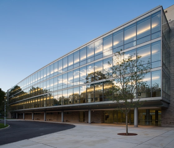 Lees oor projek Jacobi Medical Center Phase II Modernizations