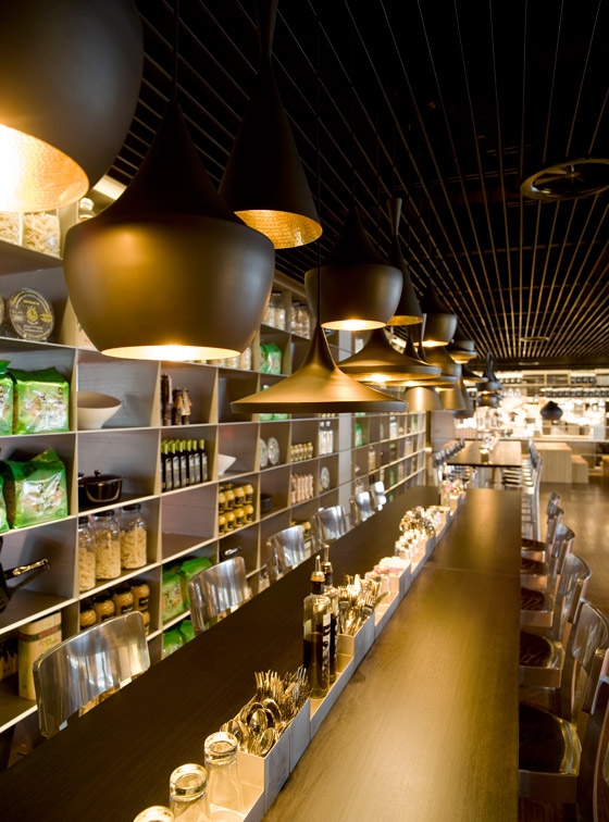 Read about project de Bijenkorf kitchen
