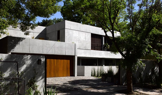 Lire à propos du projet Las Lomas House