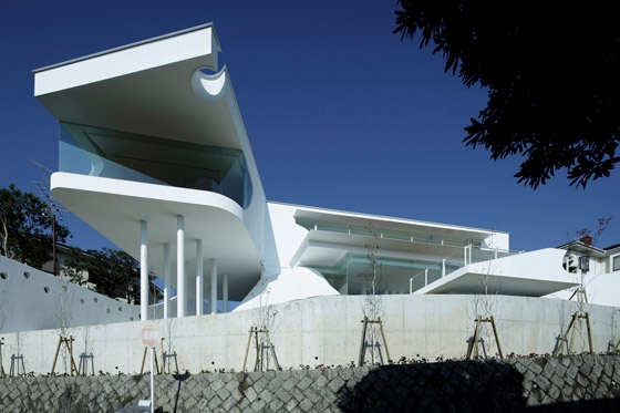 Read about project Mountains and Opening House