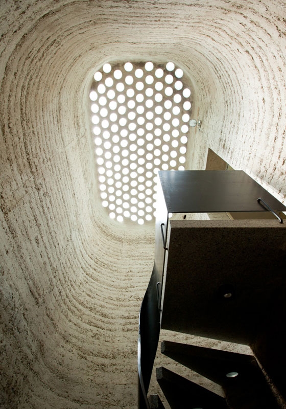 Rammed earth house, Rauch family home – Discover project by