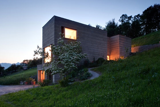 Rammed earth house, Rauch family home – Discover project by