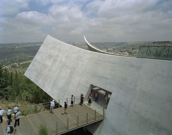 Read about project Yad Vashem Holocaust History Museum