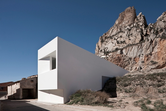 Leer sobre el proyecto House on Mountainside