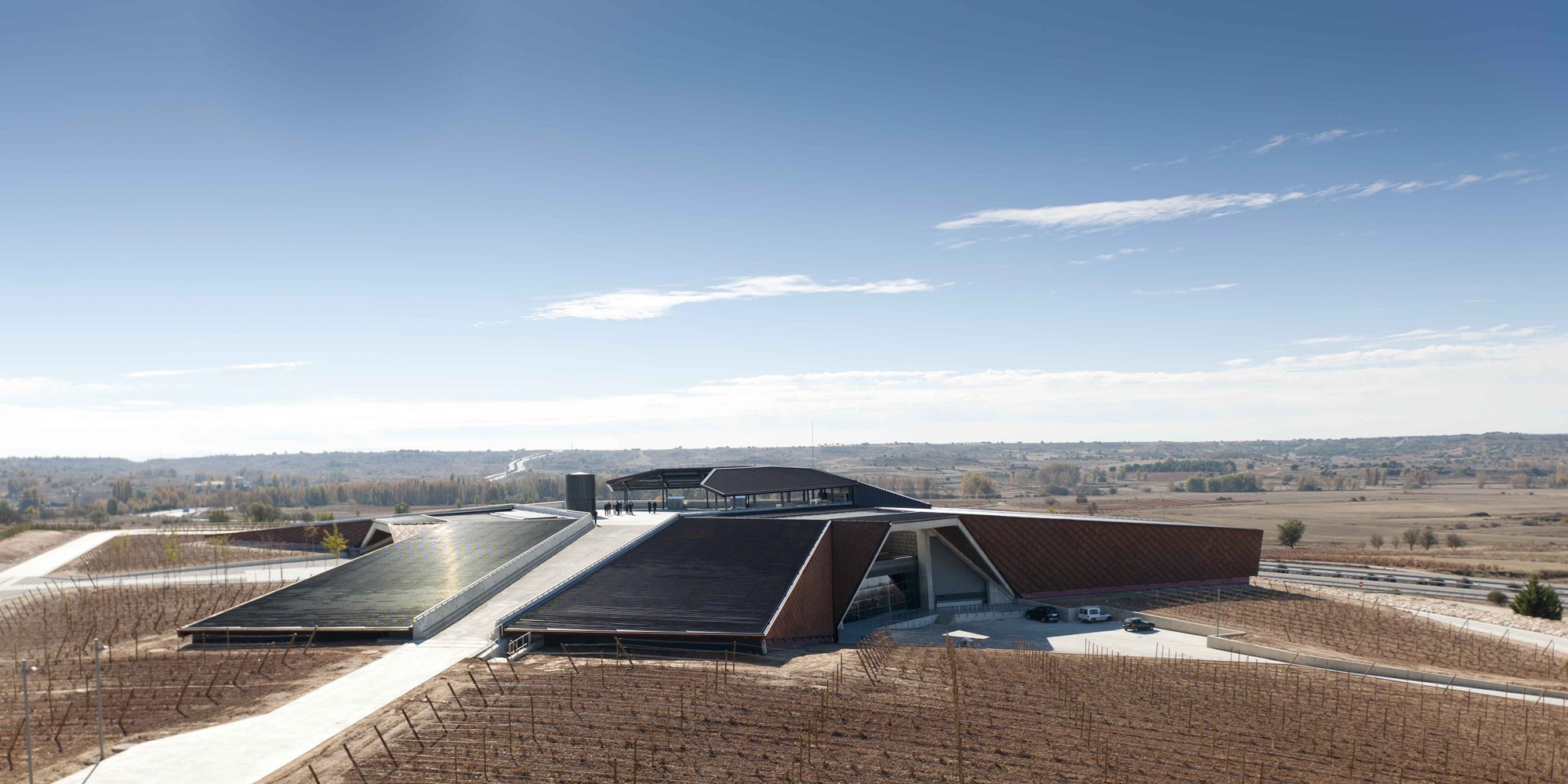 Leggi sul progetto Foster + Partner's first winery