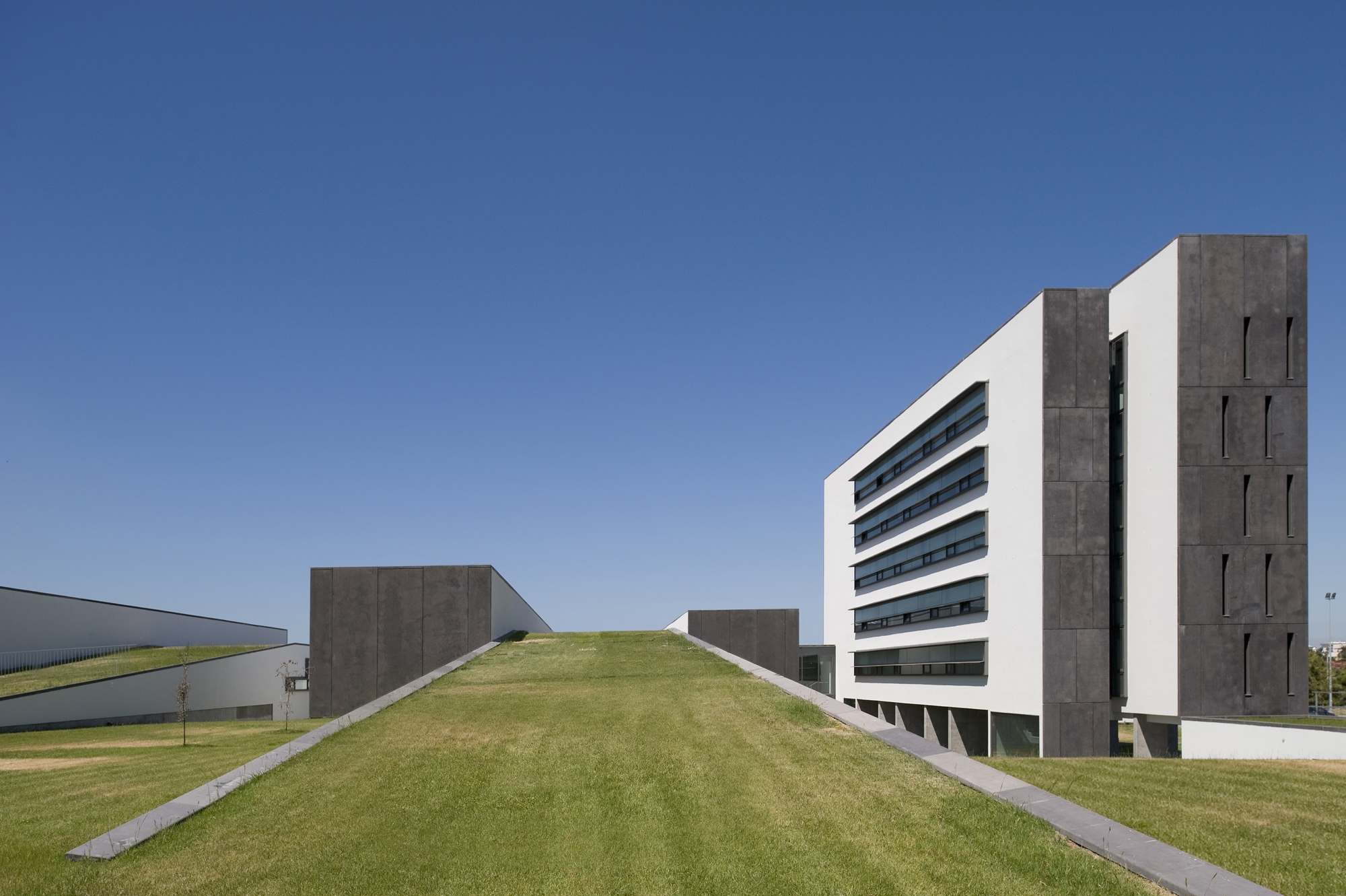 Lire à propos du projet Barreiro College of Technology
