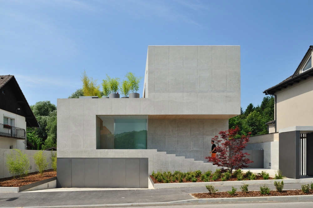 Leggi sul progetto House D
