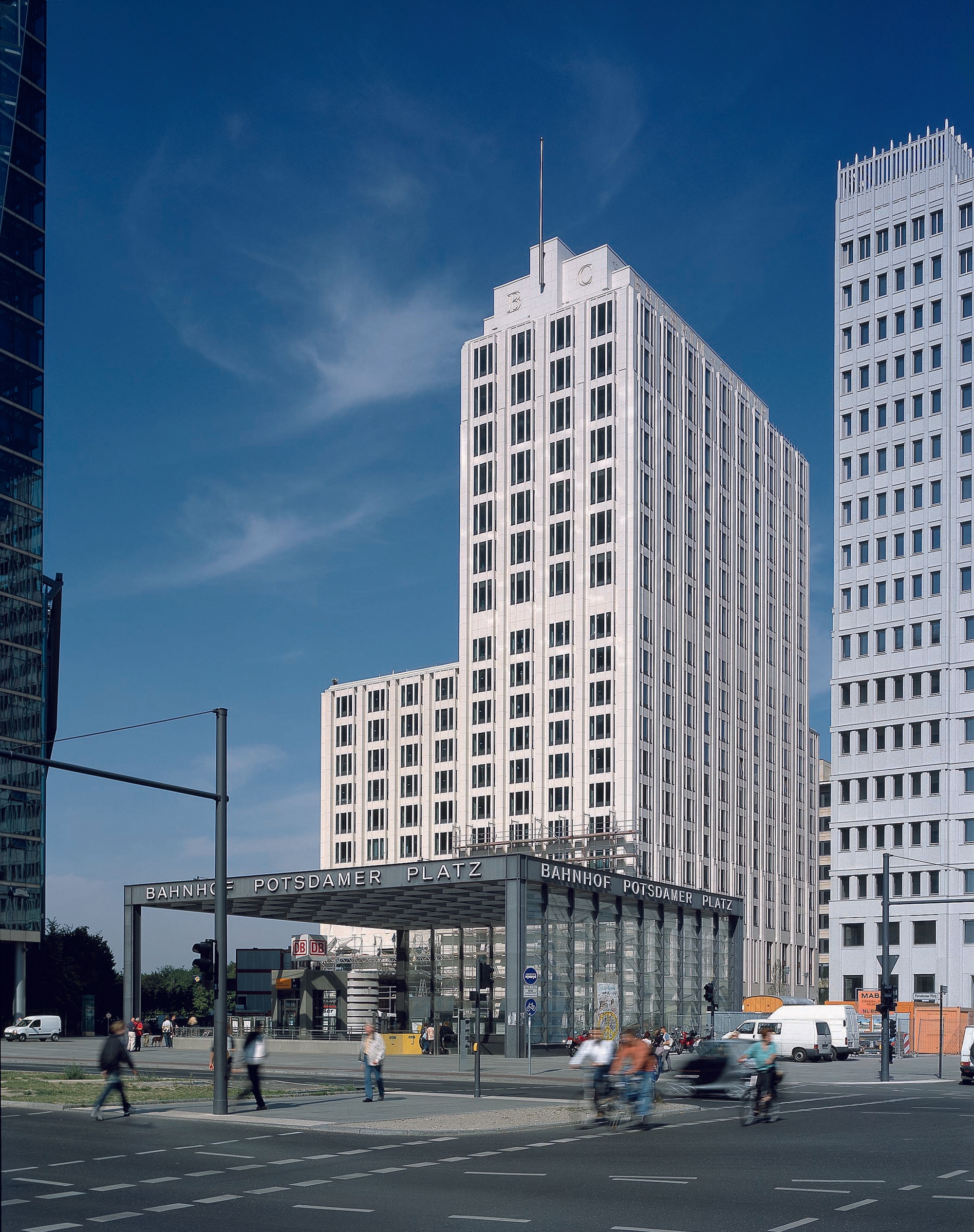 Erfahre mehr über das Projekt Beisheim Center