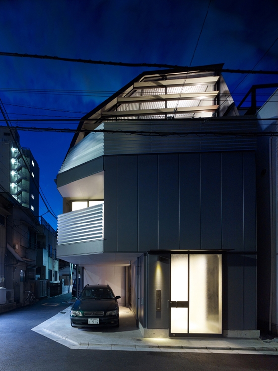 Lees oor projek Mishima House