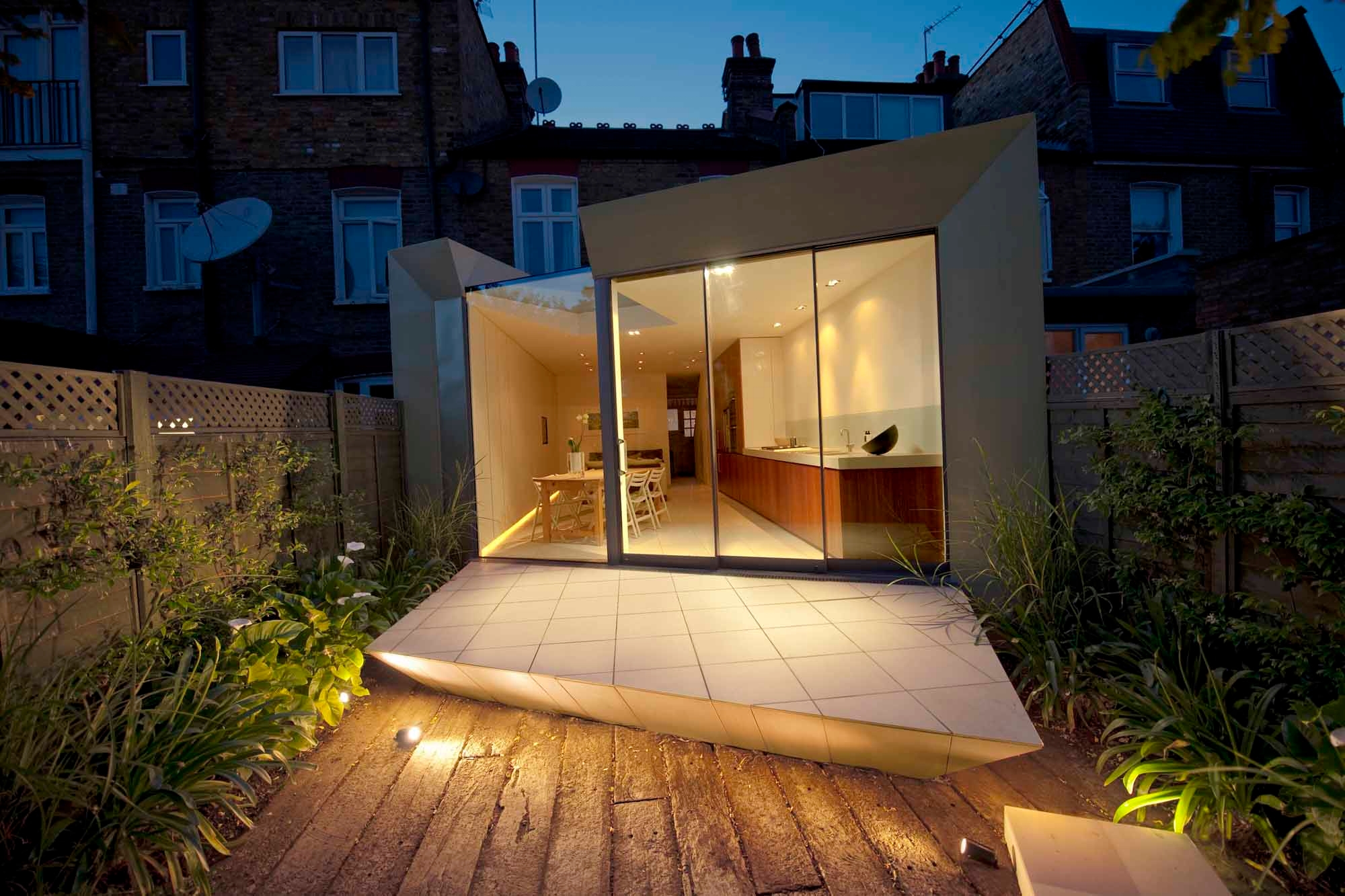 Read about project Faceted House 1