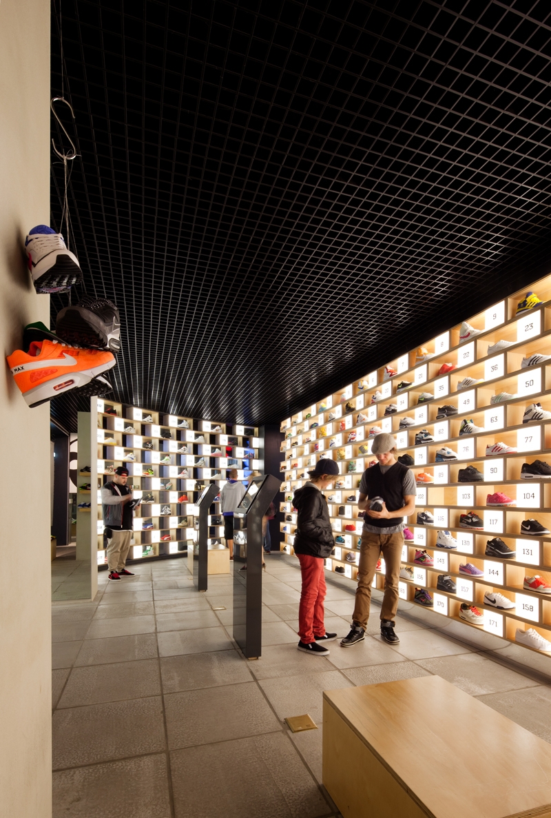 Read about project Sneakerology/Streetology