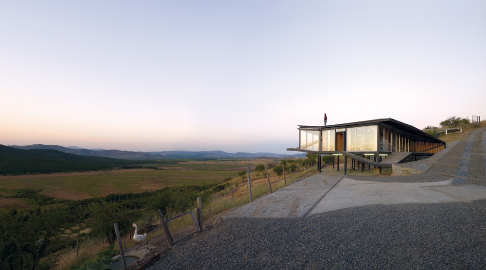 Read about project Kiltro House