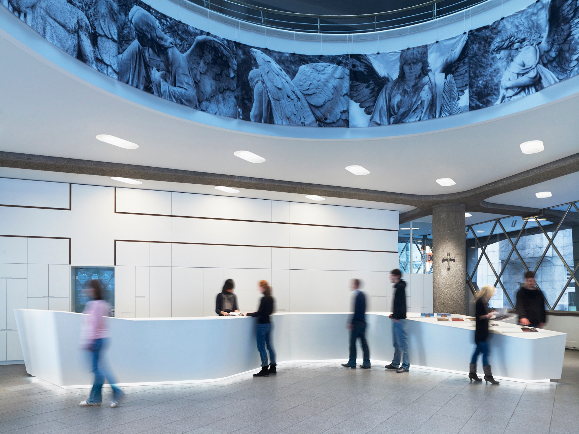 Read about project Umbau des Domforums Köln