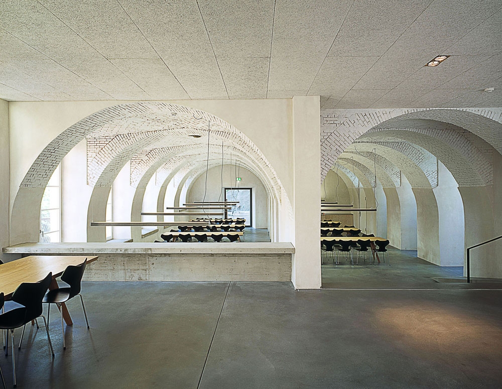 Read about project Jugendherberge St. Alban