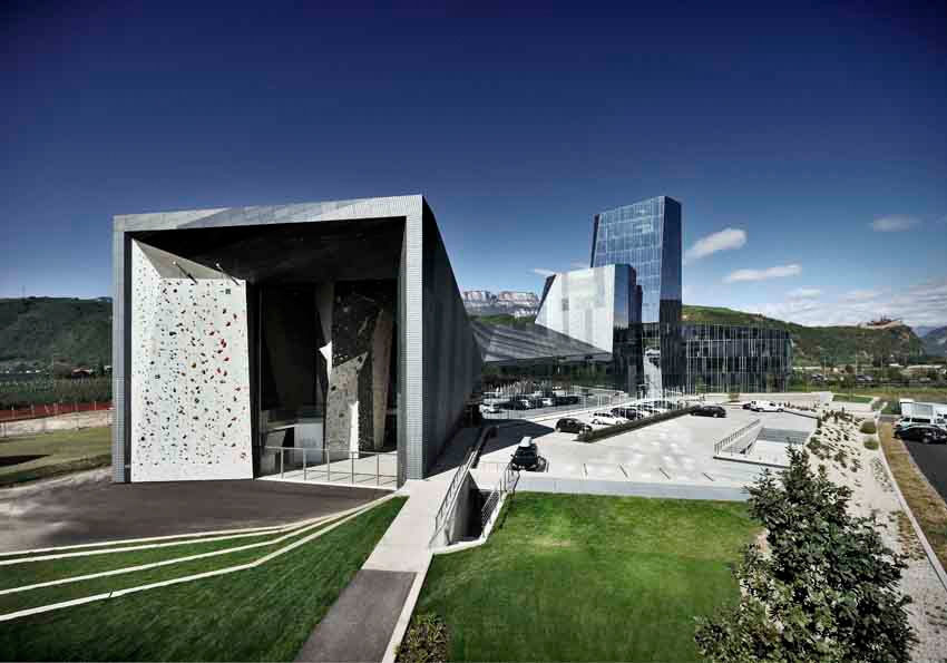 Read about project Salewa Headquarters