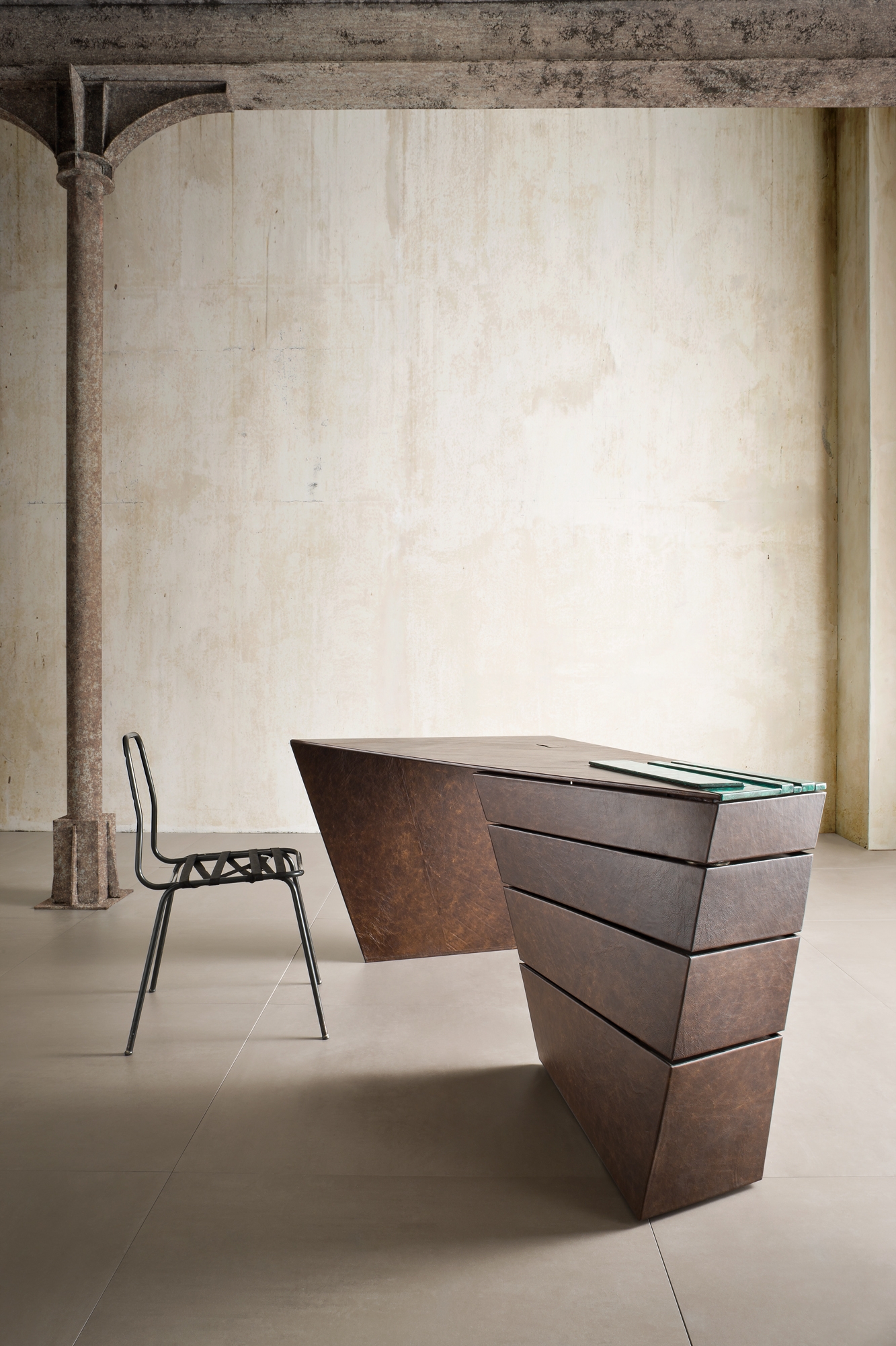 Read about project ''Torque'' Desk