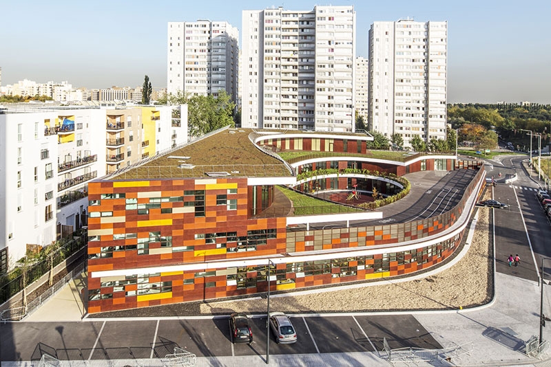Leggi sul progetto G.Valbon school complex
