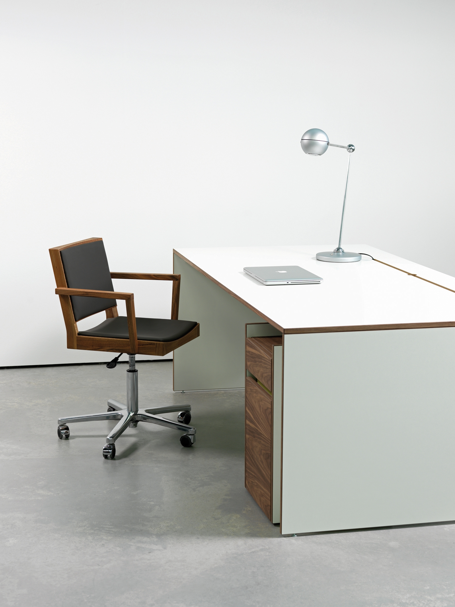 Read about project OLIVER CONRAD Kollektion