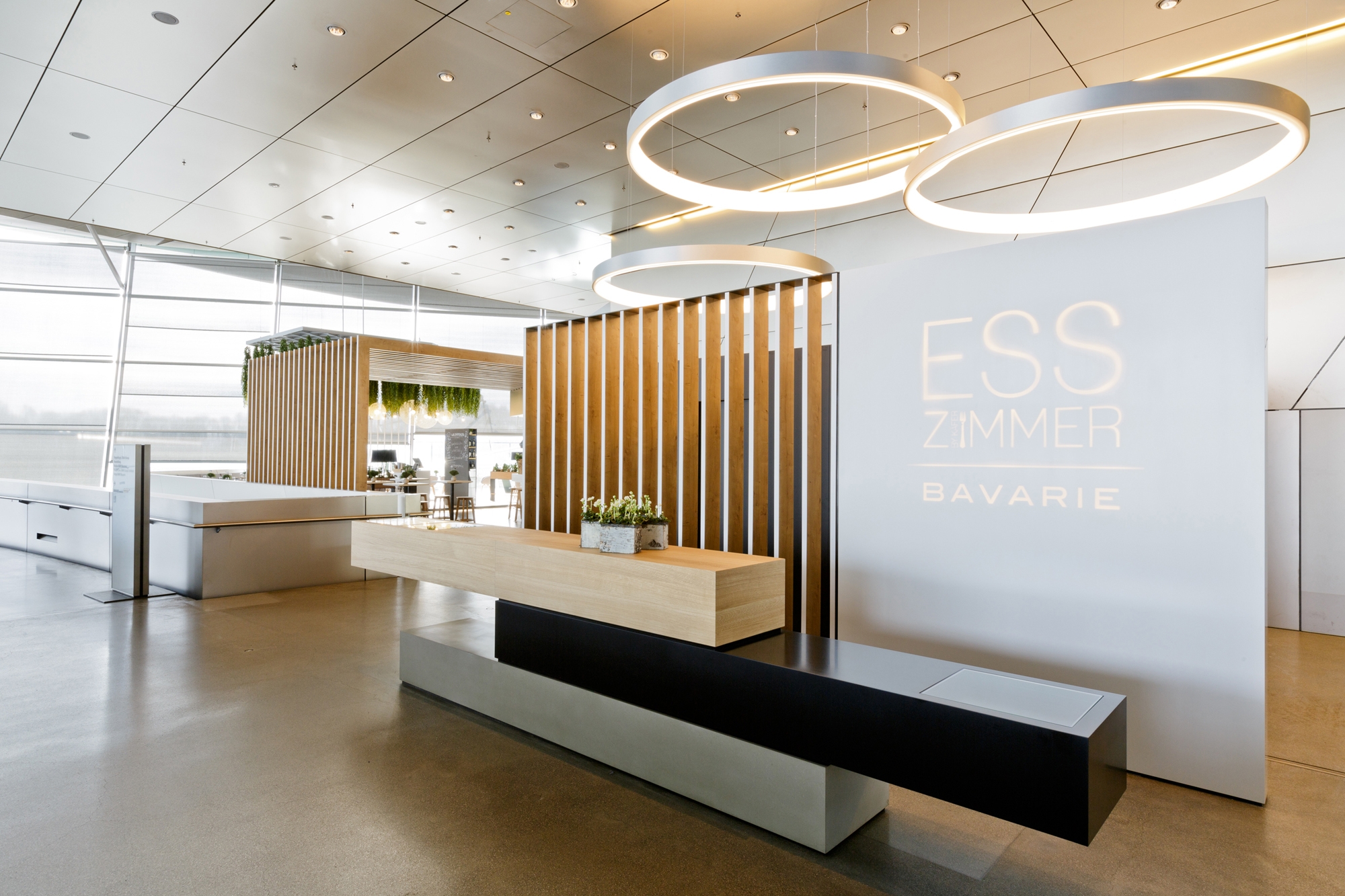 Read about project Käfer Restaurant BAVARIE in der BMW Welt