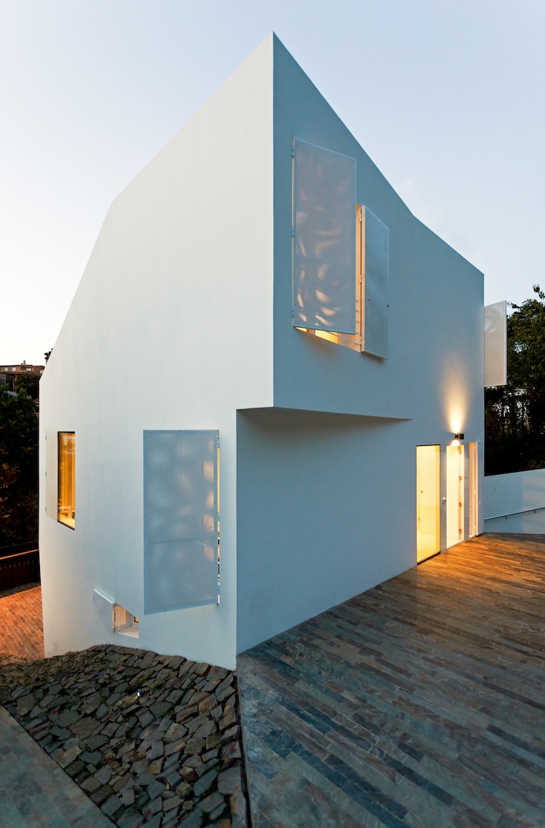 Lees oor projek One Family House in Vallvidrera